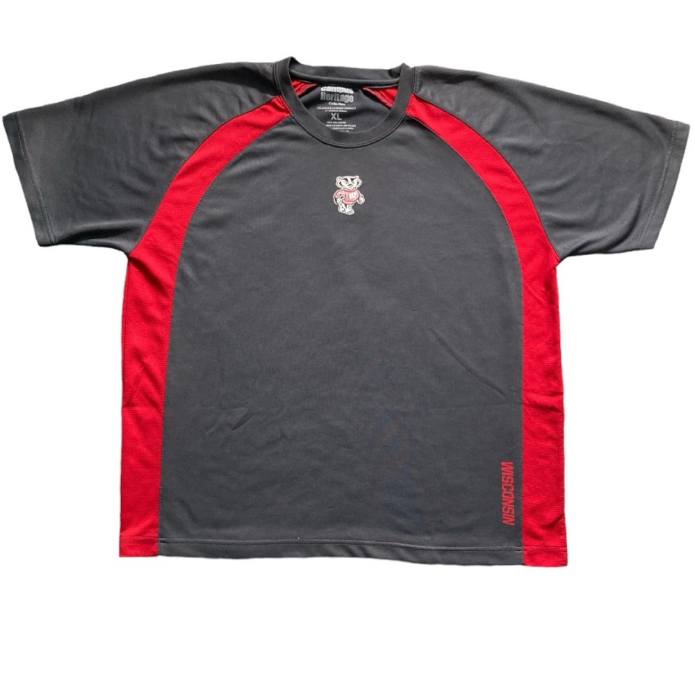 LIKE NEW Wisconsin Badgers Athletic Tee
